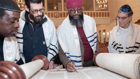 Black Rabbis Of White Synagogues - blackjews.org