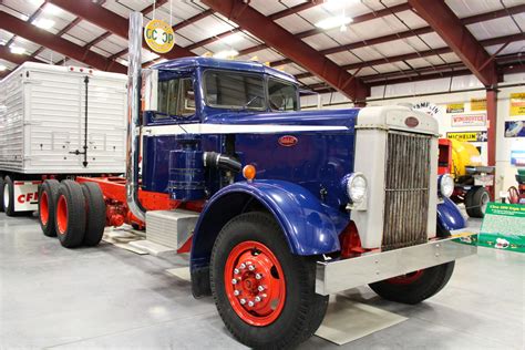 Trucks on Display | Iowa 80 Trucking Museum