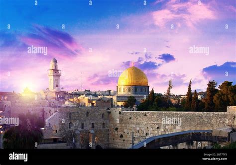 Dome of the rock Jerusalem, Israel. The Dome of the Rock is an Islamic shrine located on the ...