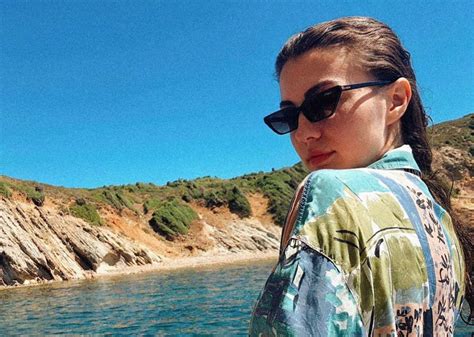 Burcu Özberk: 4 Things You Need to Know About the Actress | MILLE