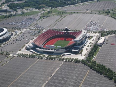 Arrowhead Stadium, Kansas City Chiefs football stadium - Stadiums of Pro Football