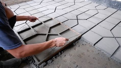 How to Make Concrete Paver Molds from Wood | DIY Concrete Pavers - YouTube