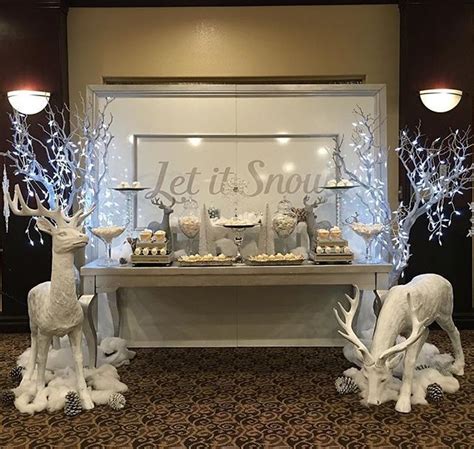 50 Stunning Winter Office Decorations That You Can Easily Make - SWEETYHOMEE | Cumpleaños de ...