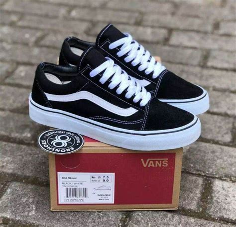 ""Original Vans Shoes for Men Sneakers Classic Old School"" | Lazada PH