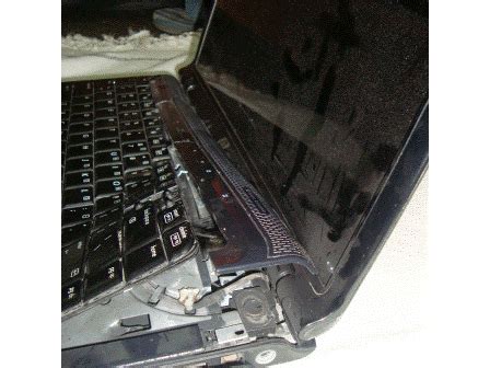 laptop - lenovo thinkpad edge 11. "burned" a little bit? - Super User