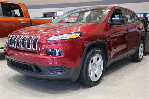 2014 Jeep Cherokee Sport edition! Love this colour! 2014 Jeep Cherokee Sport, Suv Car, Edition ...