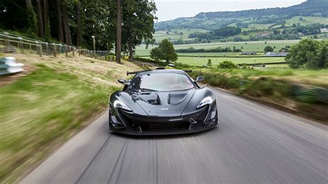 986-horsepower McLaren P1 LM takes on Pikes Peak