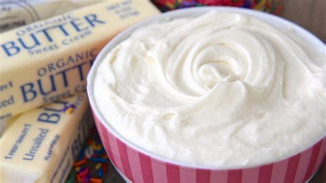 Real Cream Cheese Frosting Recipe