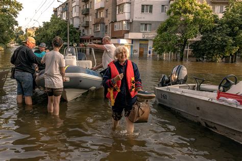 5 dead and over 2,600 rescued from flooding in Ukrainian-controlled ...