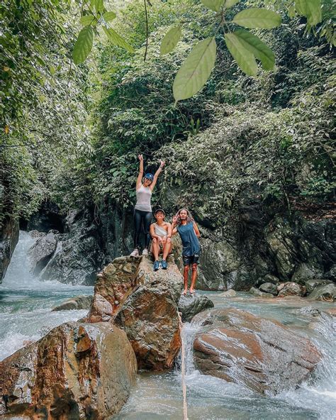 Curug Leuwi Hejo Bogor Lokasi Harga Tiket Masuk Terbaru - Wisata Milenial