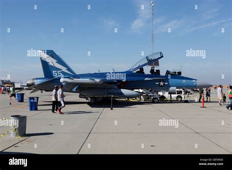 Naval air station lemoore hi-res stock photography and images - Alamy