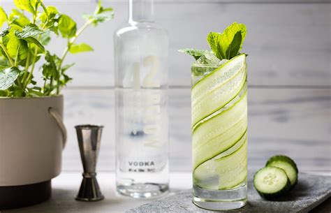 cucumber mint vodka cocktail