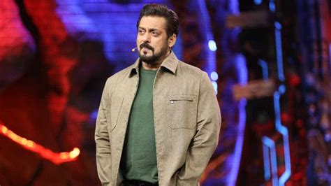 Bigg Boss 18: Salman Khan says 'mujhe aaj yaha aana hi nahi tha par...' as he returns to host ...