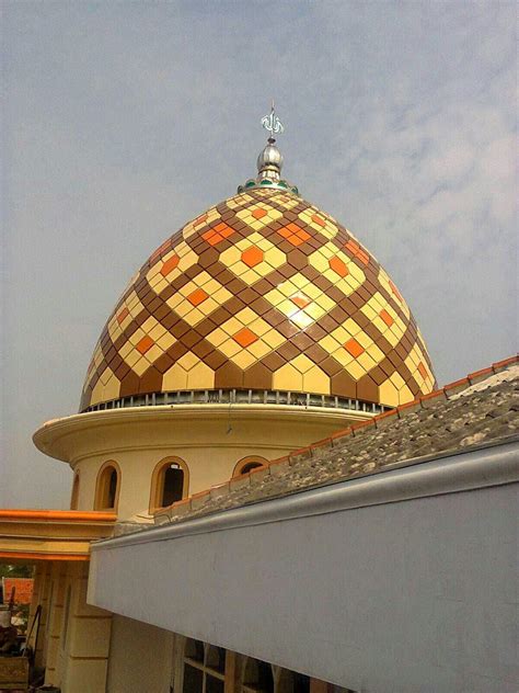 7 Kubah Masjid Di Dunia Yang Terbuat Dari Emas | Kontraktor Kubah ...