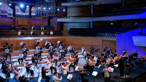 Manchester Classical Music: Review of the Hallé filmed concert at the ...