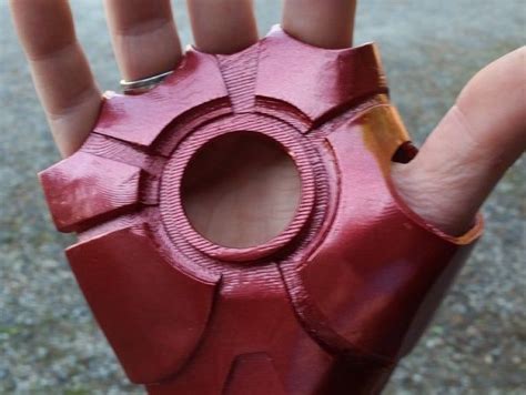 Iron Man MK6 MK 6 Glove Hand with repulsor by DaDave - Thingiverse | Iron man hand, Iron man ...