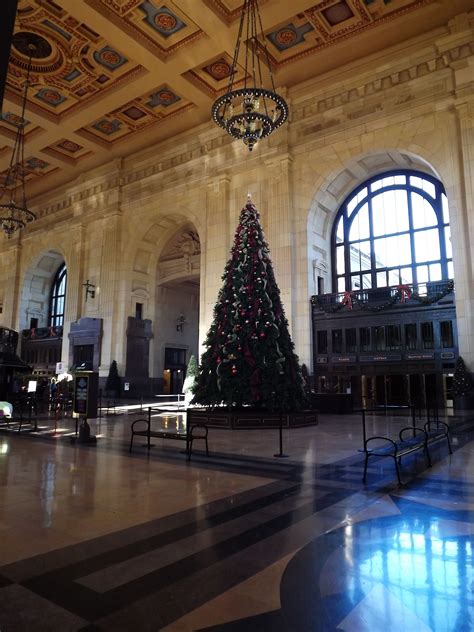 Christmas Tree at Union Station | Christmas tree, Holiday decor, Tree