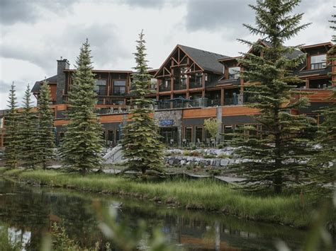 The Malcolm Hotel | Canmore Kananaskis