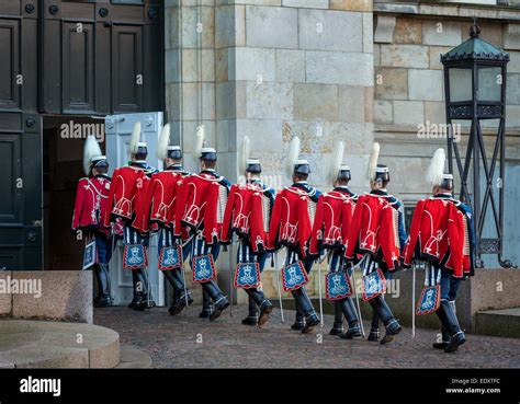 Soldaten der Garde-Husaren-Regiment, Christiansborg, Dänemark ...