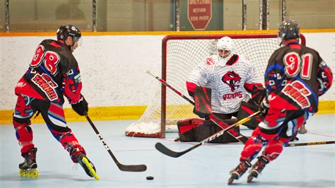 Roller Hockey London develops area's youth hockey players - BVM Sports