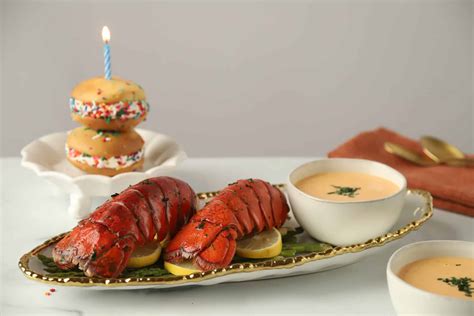 Maine Lobster Birthday Gift - LobsterAnywhere.com