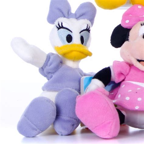 NEW OFFICIAL DISNEY DAISY DUCK 20CM SOFT PLUSH TOY | eBay