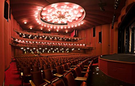 Kennedy Center Opera House, Washington DC | Geoffrey Goldberg Photography