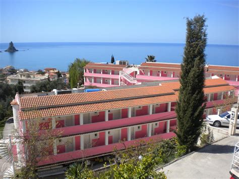 The infamous Pink Palace hostel in Corfu, Greece. Four days I'd be willing to relive. | Palace ...