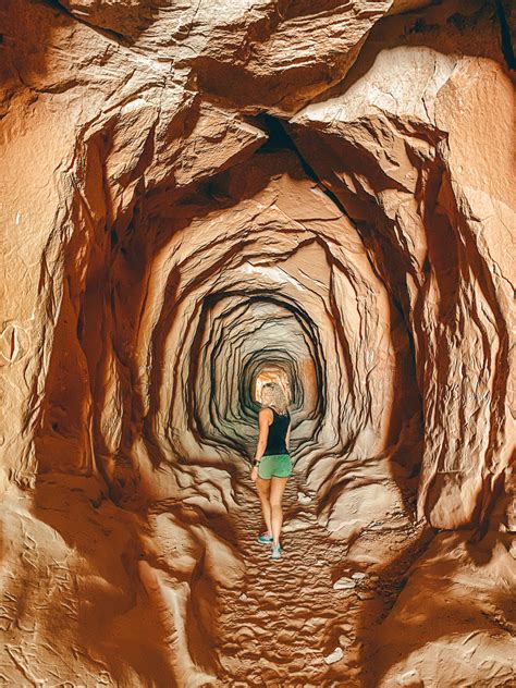 Belly of the Dragon - Things to do in Kanab - Our Beautahful World