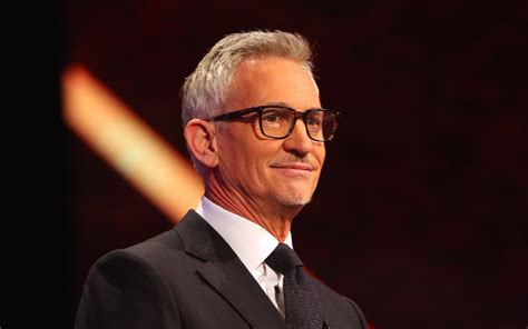 Gary Lineker gets backlash on Twitter after praising Piers Morgan and ...