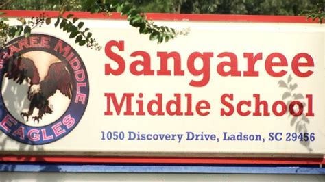 Sangaree Middle students return to class after evacuation due to smoke | WCBD News 2