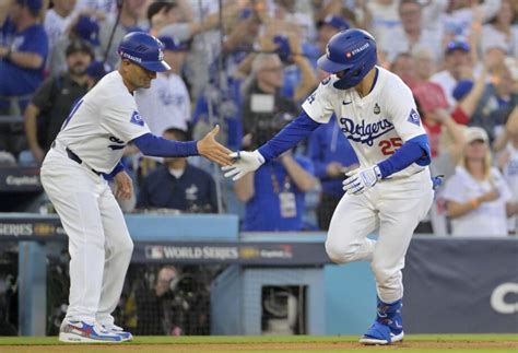 Dodgers Highlights: Tommy Edman, Teoscar Hernández & Freddie Freeman Home Runs from Game 2