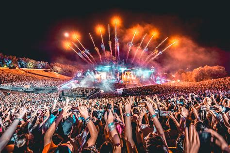 Tomorrowland Festival 2018 | The Story of Planaxis - Jones Around The World