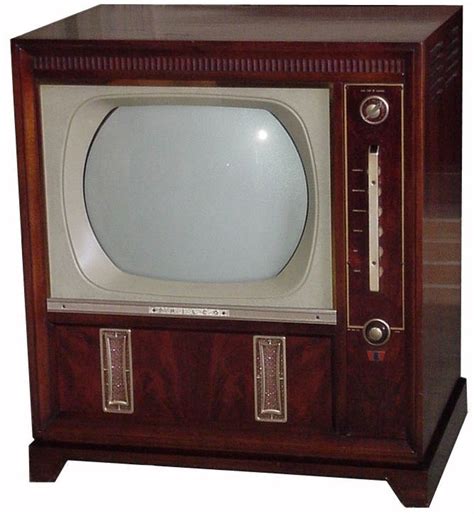 Early TV set | History of TV Sets | Pinterest