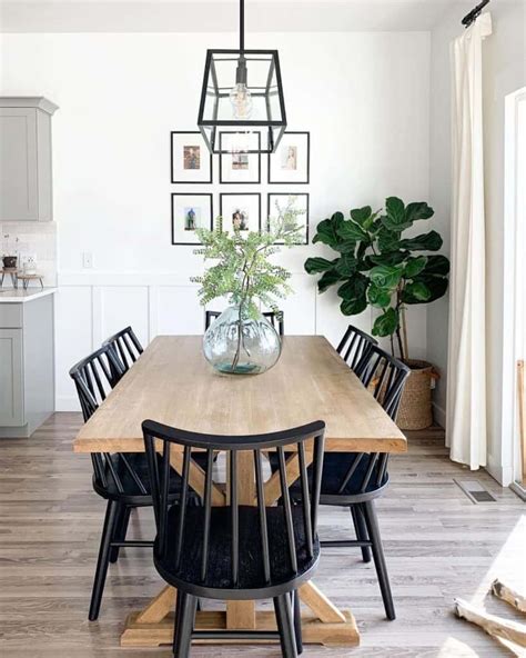 27 Elegant Wainscoting Dining Room Ideas That Stay In Style