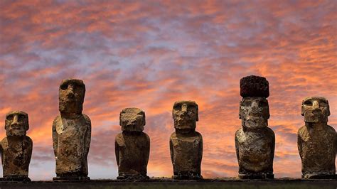 Moai Wallpapers - Top Free Moai Backgrounds - WallpaperAccess