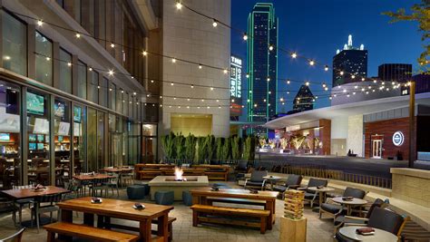 Restaurants on Lamar | Dining in Dallas | Omni Dallas