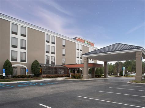 Chester, VA hotels near Richmond, Virginia | Holiday Inn Express Chester