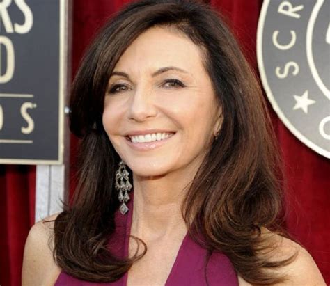 CHILL BOX OF PICS: Mary Steenburgen Looks Young