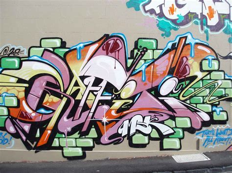 GRAFITI (GRAFITTY)