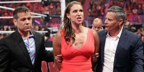 Did Stephanie McMahon Fall Victim to “Twin Magic”? - Wrestling Advisor