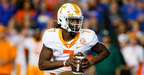 Joe Milton proving to be a rarity for Vols in today's college football ...