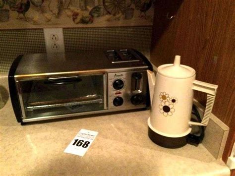 Avanti toaster oven with 2 slice toaster & electric coffee pot - Comas Montgomery Realty ...