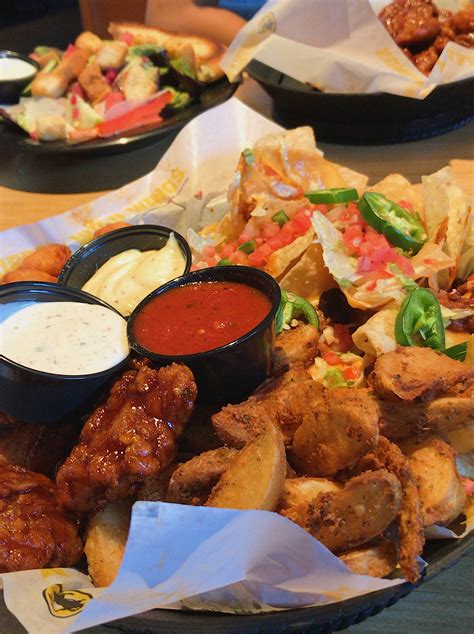 Buffalo Wild Wings Sampler Platter | Buffalo wild wings, Buffalo wild ...