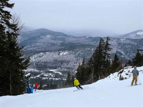 9 Best Ski Resorts in New Hampshire, 2023/24