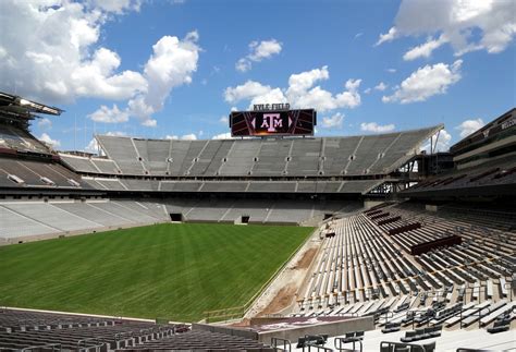 Photos: Kyle Field Renovation and "Meet the Aggies" - Good Bull Hunting