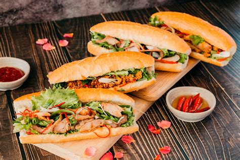 Bánh Mì (Vietnamese Baguette)