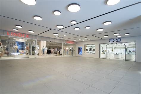 Bay Street Opens with 12 New Stores - Indulge