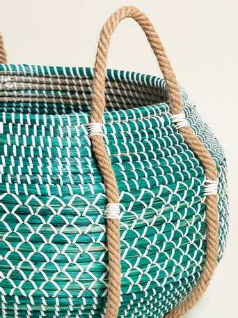 Round Woven Seagrass Storage Basket | Oliver Bonas