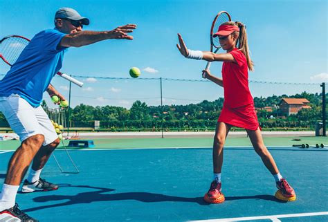 Beginner Tennis Drills - Tennis Universe